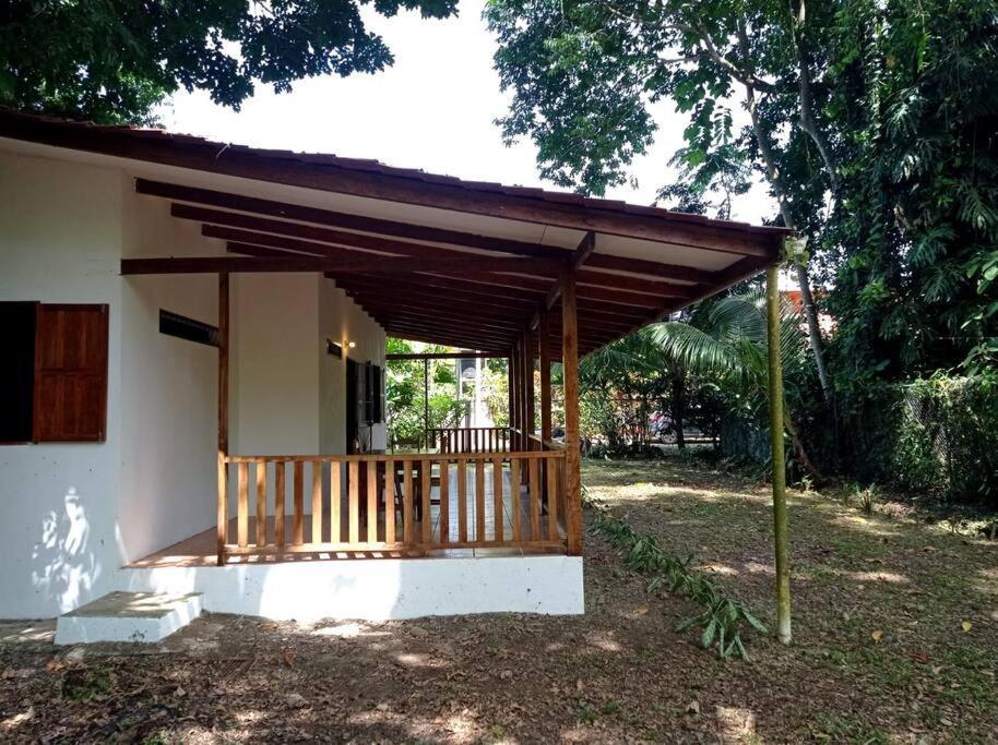 Green Papaya Villa Puerto Viejo de Talamanca Bagian luar foto