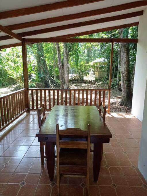 Green Papaya Villa Puerto Viejo de Talamanca Bagian luar foto